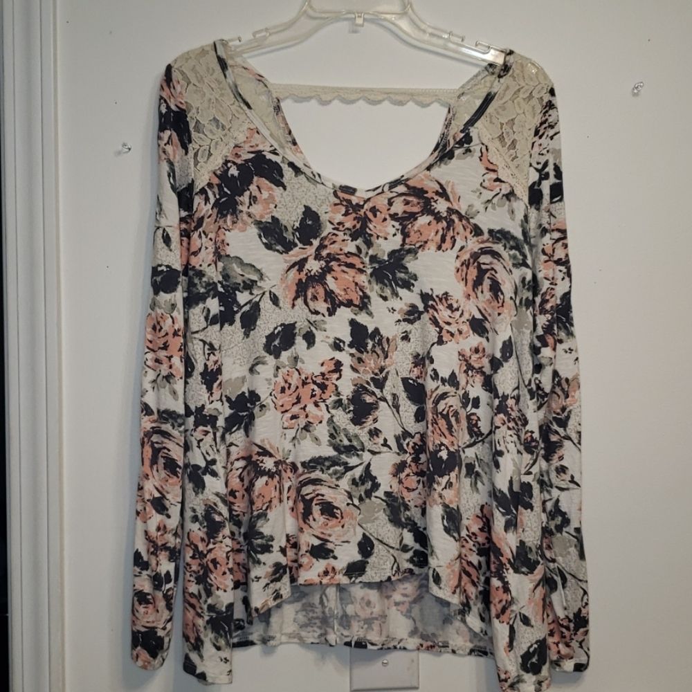 Abercrombie top‎